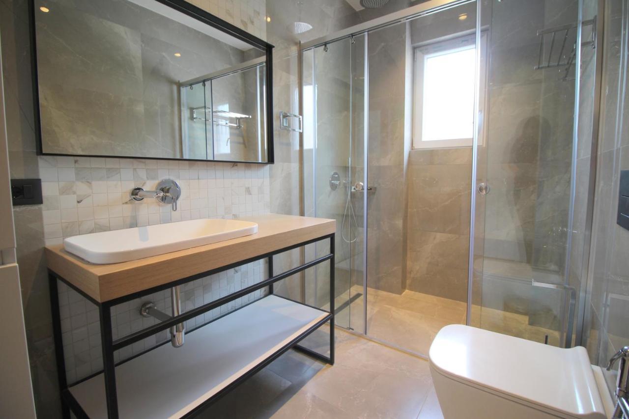 "The View" Luxury Apartments Sarandë Buitenkant foto