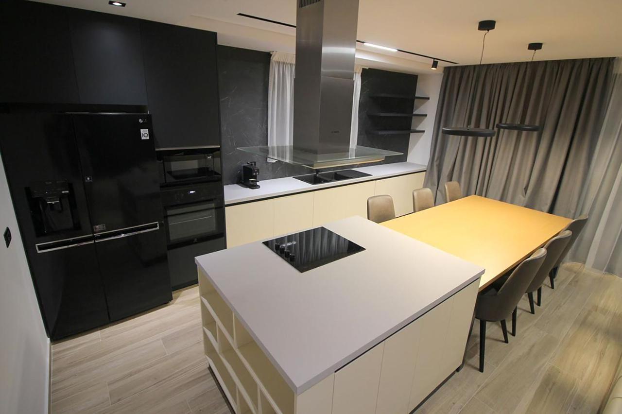 "The View" Luxury Apartments Sarandë Buitenkant foto