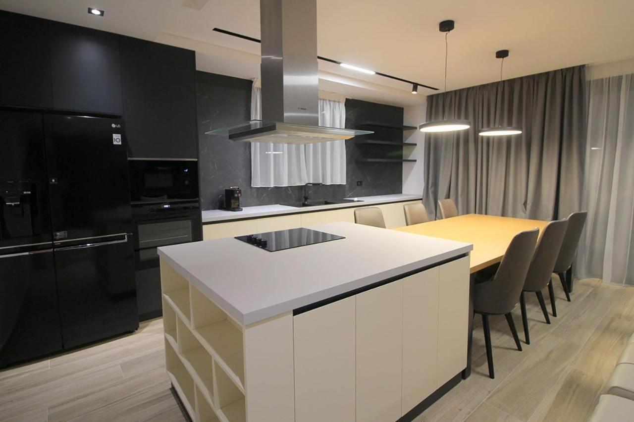 "The View" Luxury Apartments Sarandë Buitenkant foto